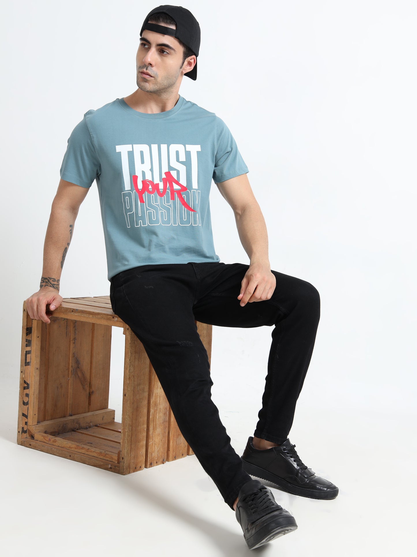 Trust Your Passion Printed Light blue short sleeve Regular T-shirt