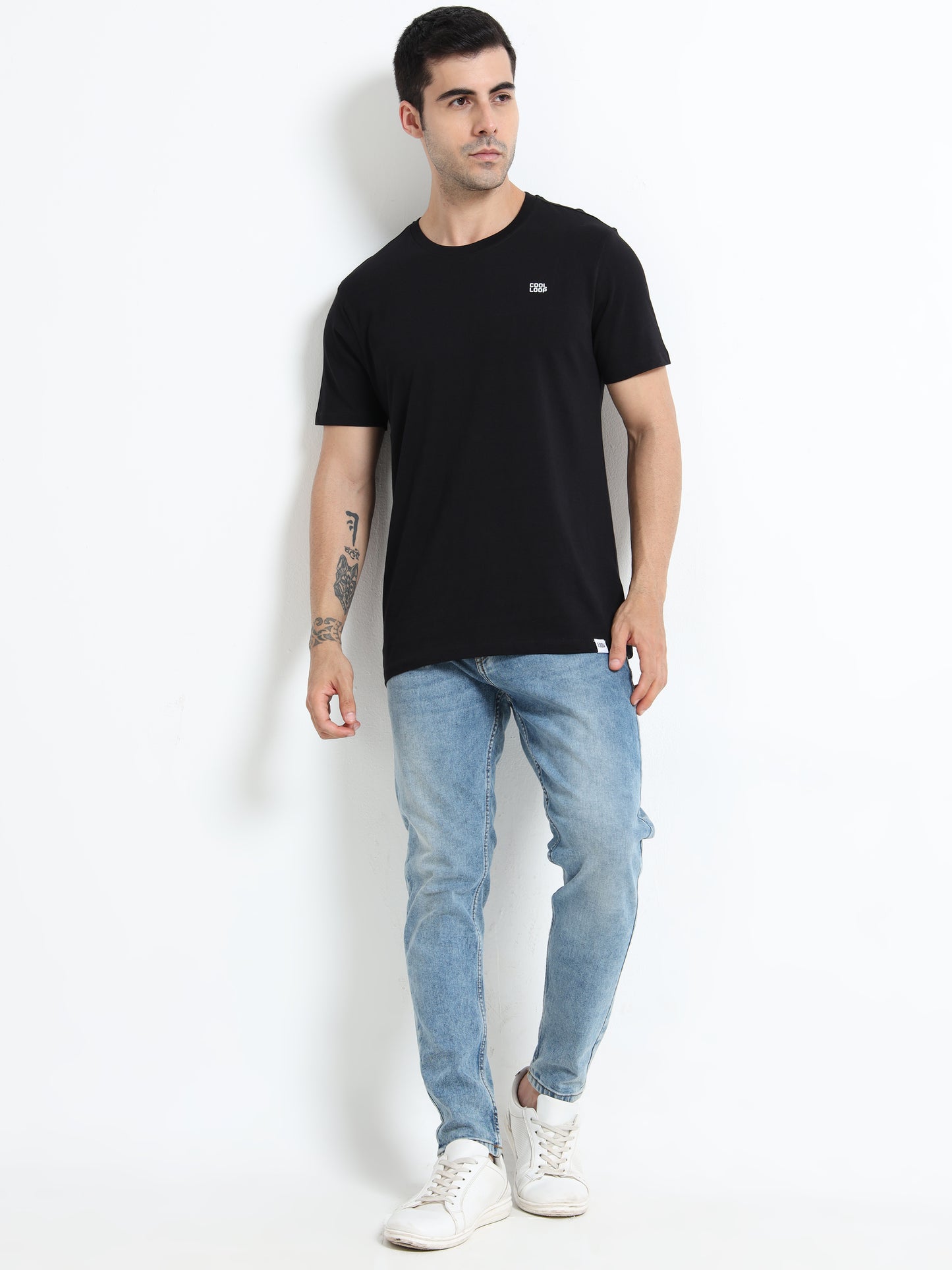 Black short sleeve Solid Regular T-shirt