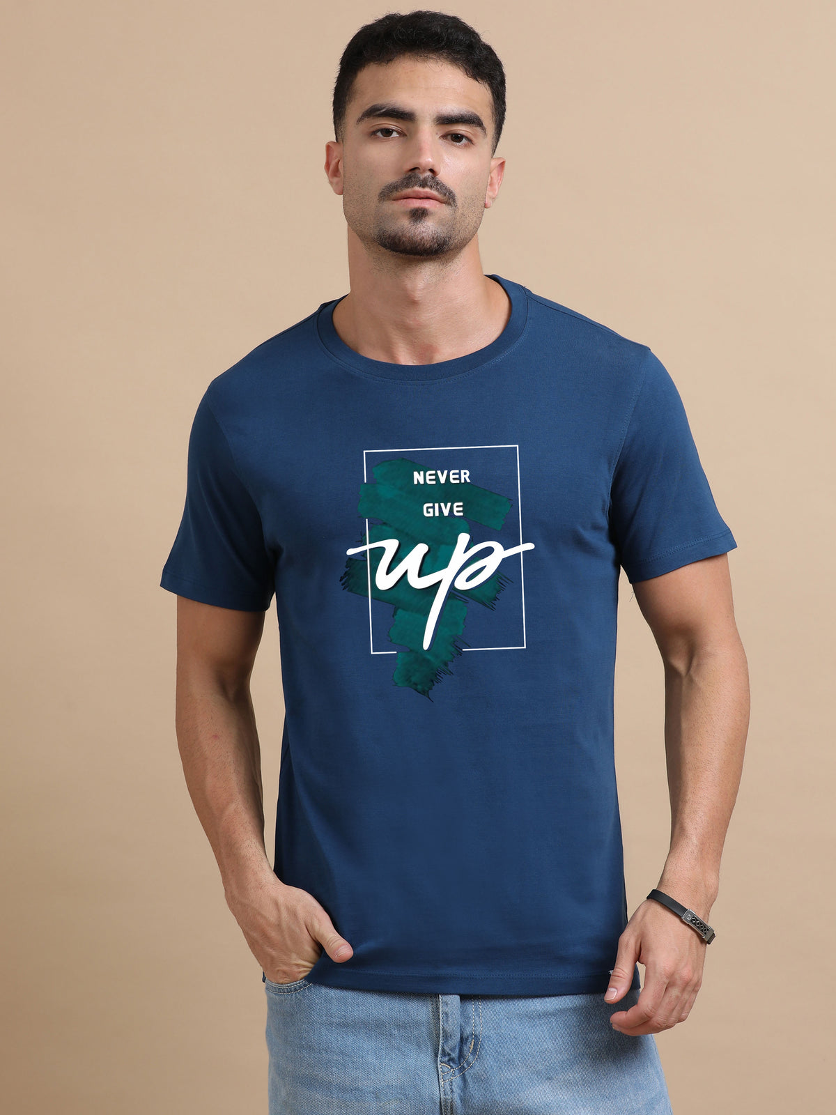 Never Give Up printed Red short sleeve Regular T-shirt
