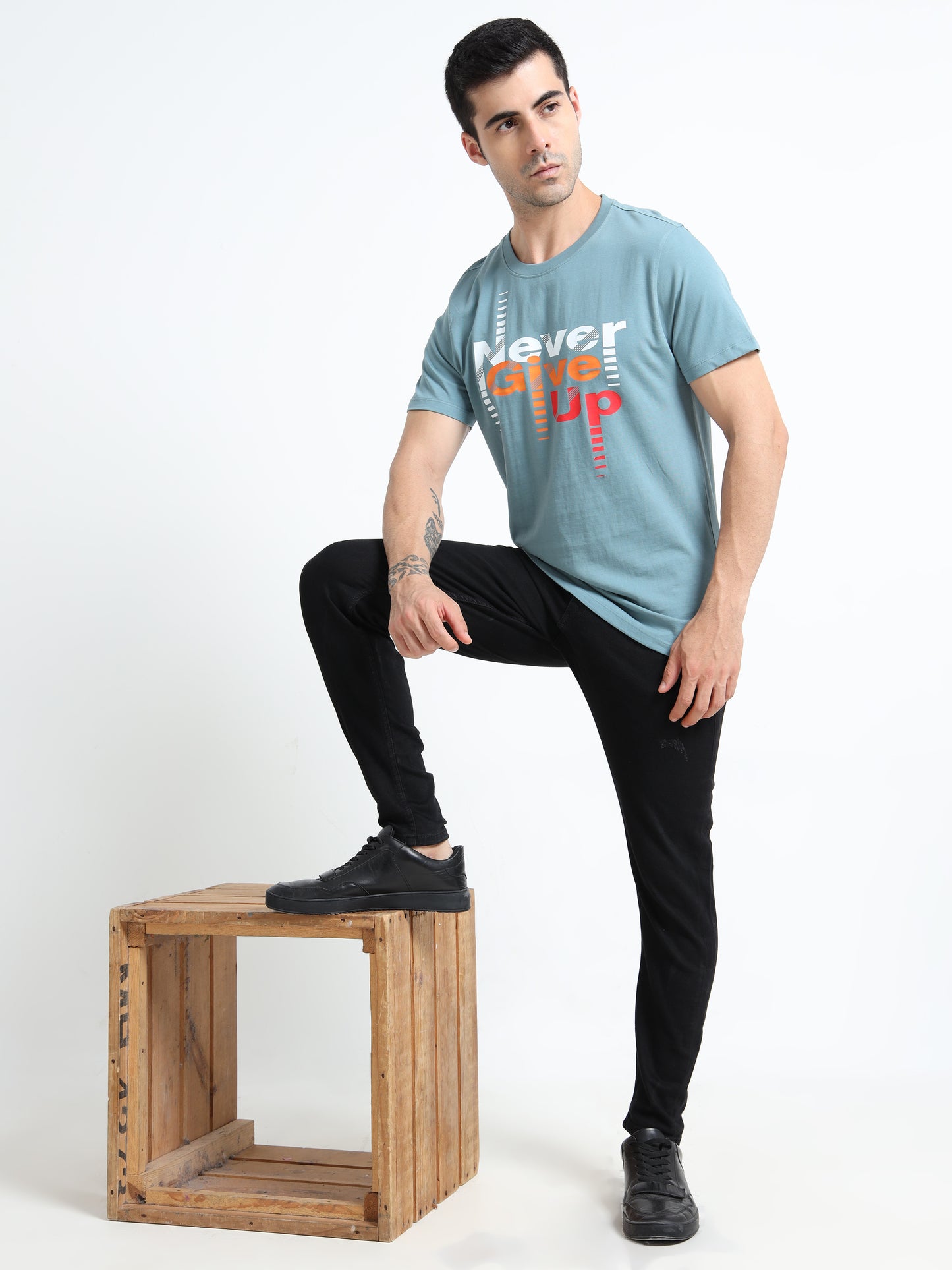 Never Give Up printed Light blue short sleeve Regular T-shirt