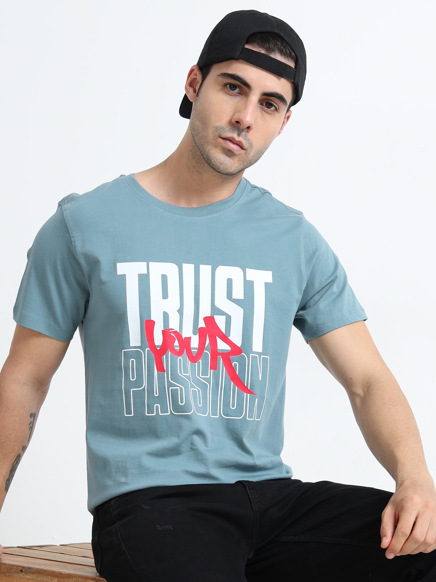 Trust Your Passion Printed Light blue short sleeve Regular T-shirt