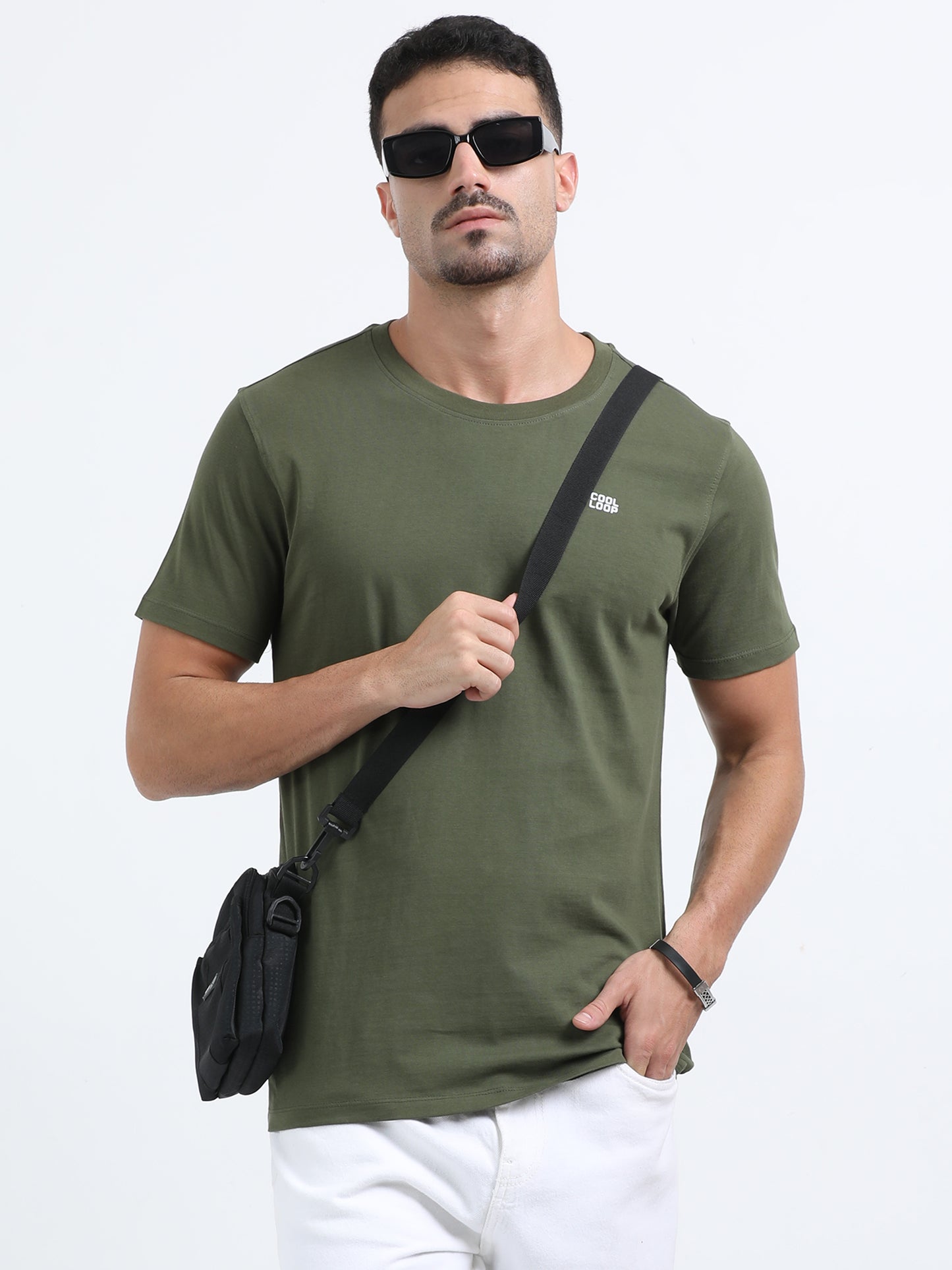 Olive Green solid short sleeve Regular T-shirt